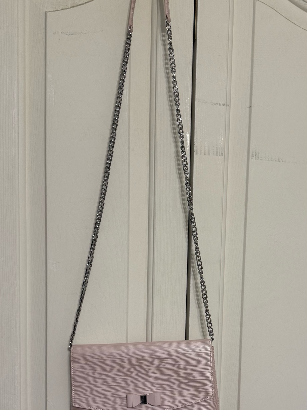 Ted Baker Pearl Pink Crossbody Bag with Bow Accent & Removable Chain Strap